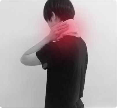 交通事故の後遺症であるむち打ちの施術